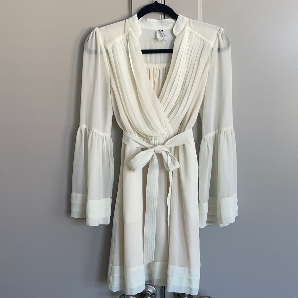 Flowy bell sleeve dress with belt